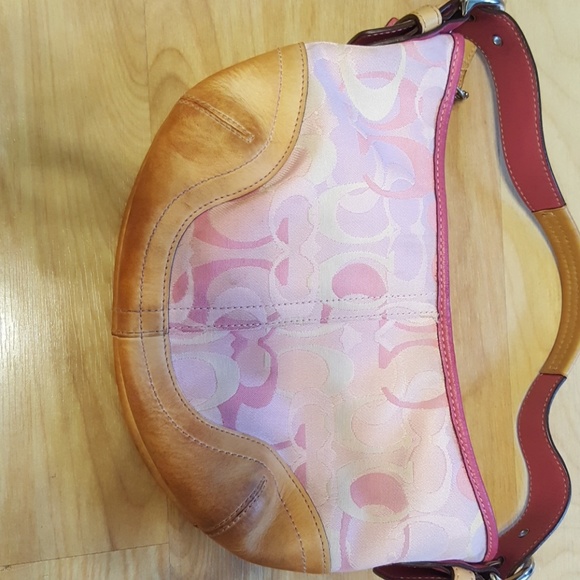 Coach Soho Small Hobo - Picture 2 of 5